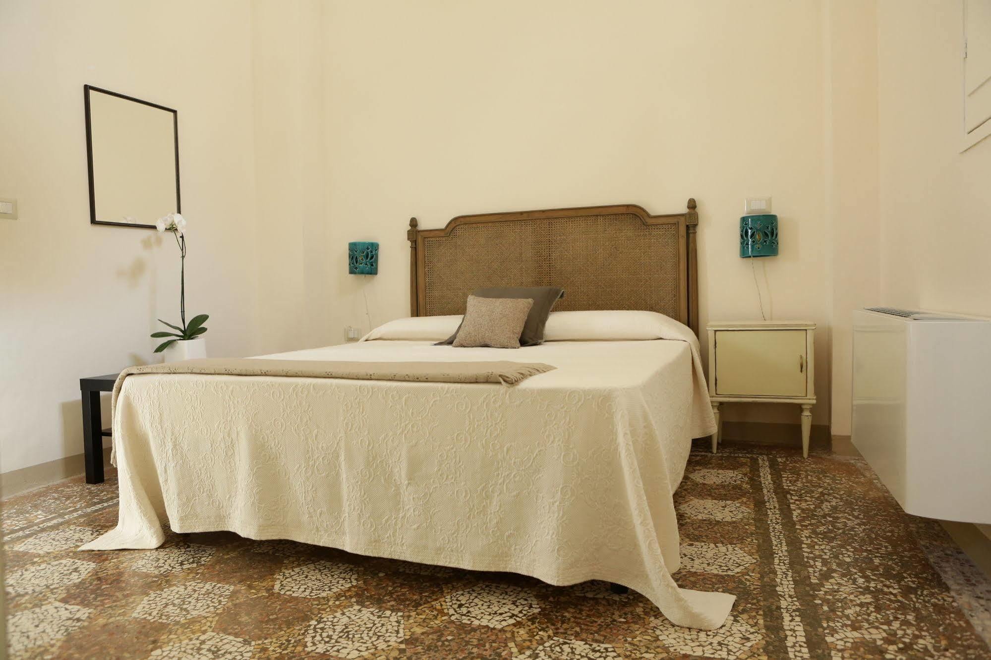 B&B Terra Mar Салве Екстериор снимка